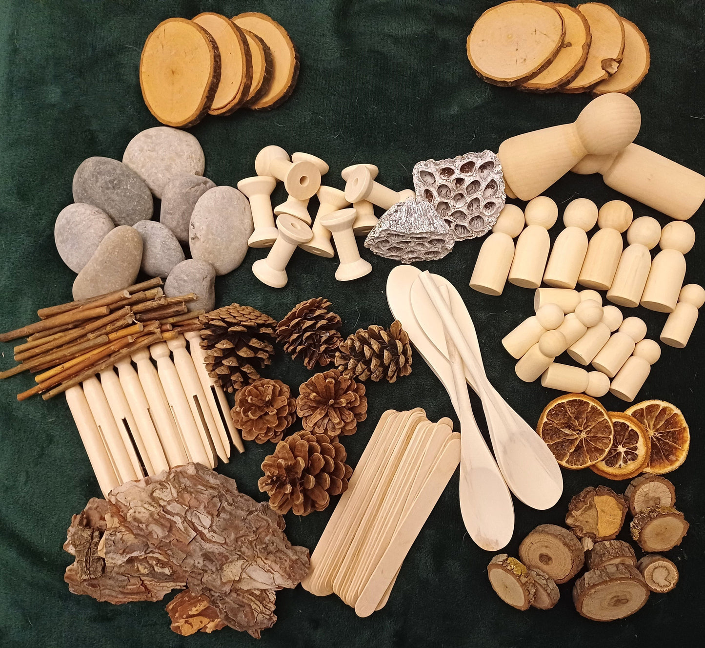 Natural loose parts play set