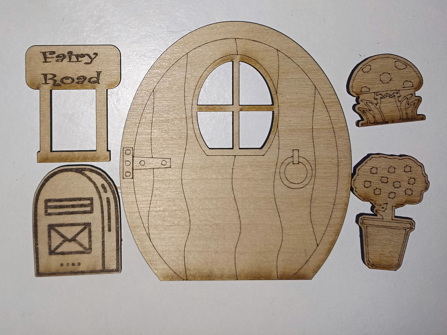 Fairy Door craft sets, fairy door gift sets, different sized fairy doors. gift sets, craft sets, fairy door