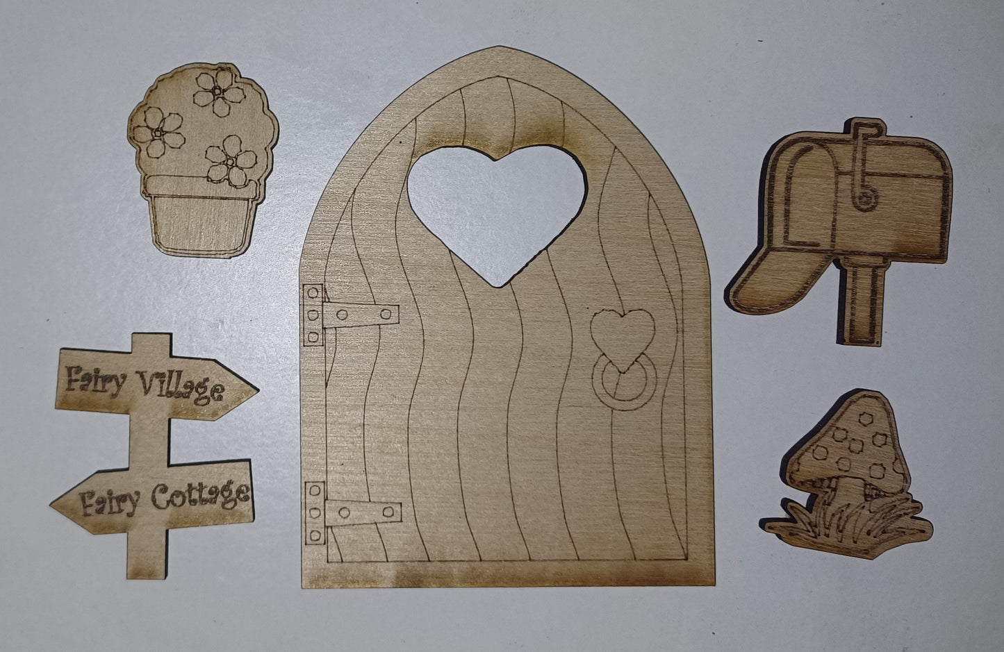 Fairy Door craft sets, fairy door gift sets, different sized fairy doors. gift sets, craft sets, fairy door