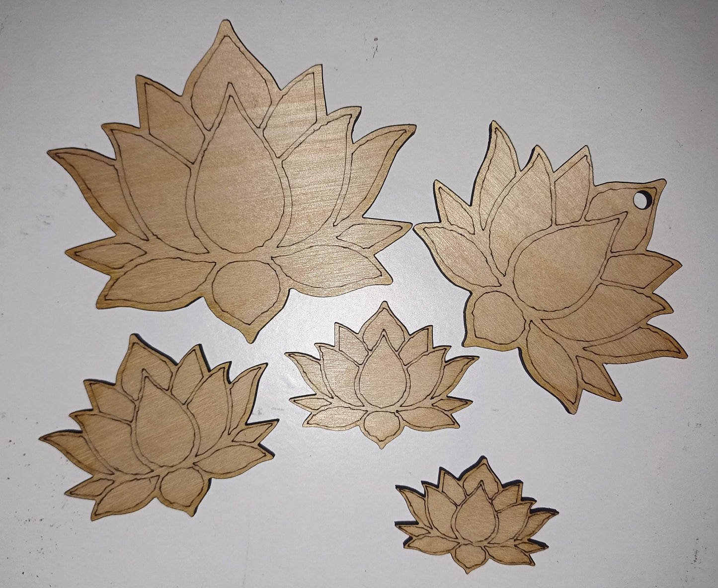 10 x wooden lotus flower craft shape, lotus flower craft shape, lotus flower shape, wooden craft shapes, wooden lotus outline,