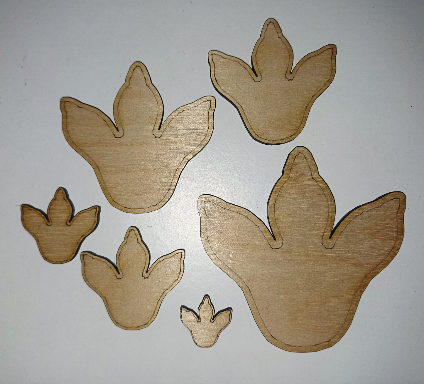 10 x wooden dinosaur footprint craft shapes, arts and crafts, wooden craft shapes, plywood craft shapes, dinosaur footprint, dinosaur