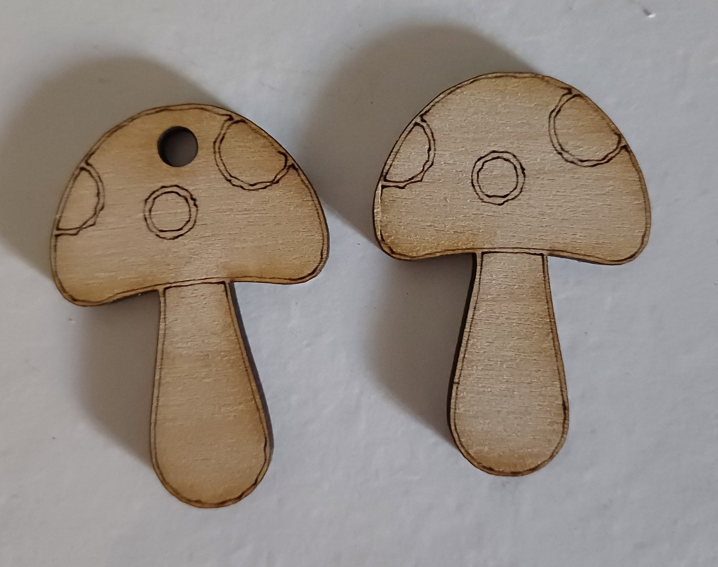 10 x wooden mushroom craft shape, plywood mushroom craft shape, natural shapes, woodland craft shapes, arts and crafts, decoupage shapes