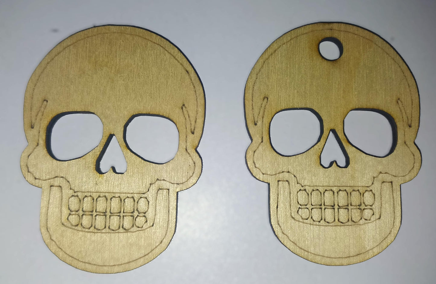 10 x Skull craft shapes, Halloween craft shapes, wooden craft shapes, skull, decoration